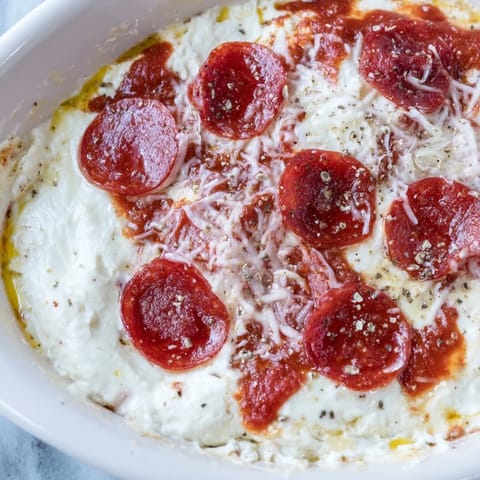 Gooey Pizza Dip